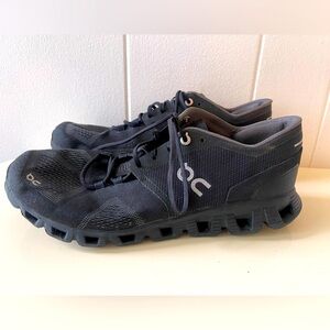 On Cloud X Black Running Shoes - Womens Size 10